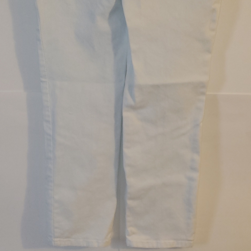 Jeans - Picture 4 of 4